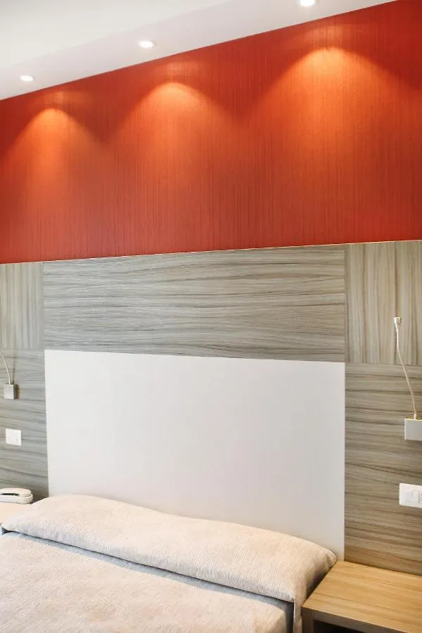 Hotel Internazionale Bellaria – Igea Marina 3*,